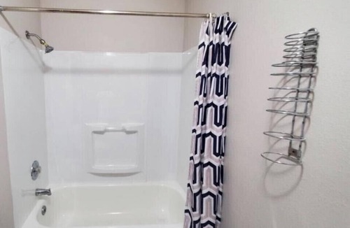 Lamar Hotel | Golden Arrow Motel