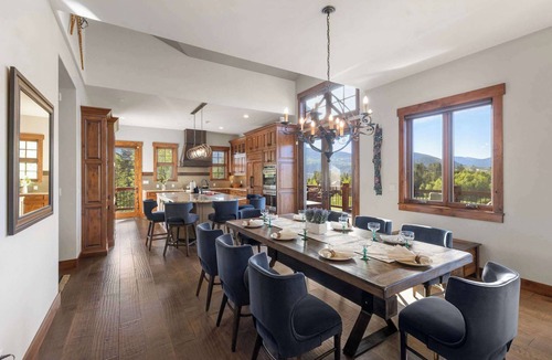 Three Peaks House | Golden Eagle Lodge - Golf, Mtn Views, Hot Tub