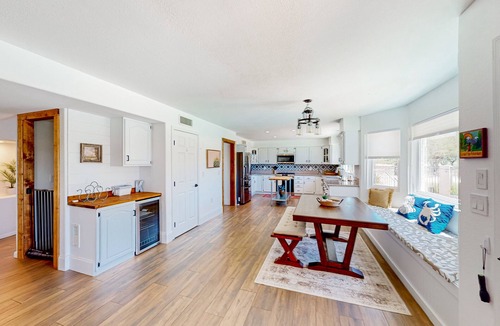 Canada Hills Golf Course House | Golf-course-front home with private pool, spa, terrace & mountain view