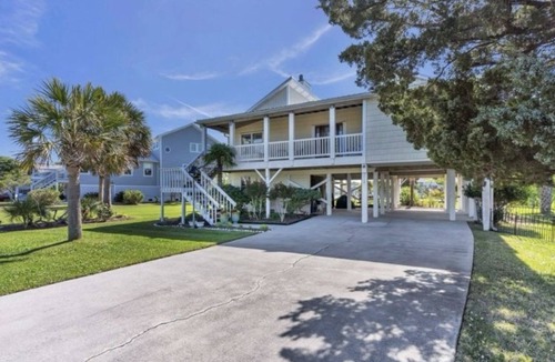 Cedar Point House | Gone Coastal- Tranquil 3 Bedroom House with access to the White Oak River