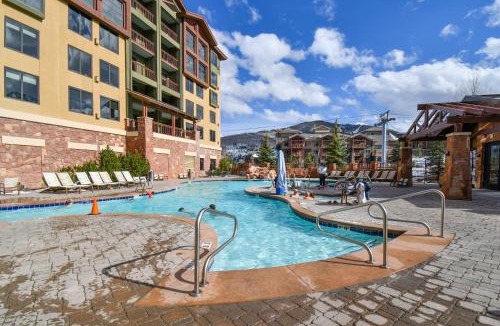 Park City Cabin | Grand Summit Hotel - Canyons Village, a RockResort