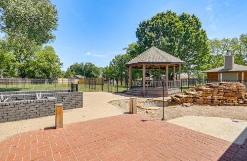 Wichita House | Great for Youth Sports Trips! Roomy Goddard Home