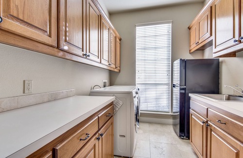 North Arlington House | Great location! Spacious executive home in Arlington