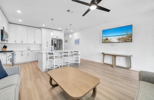 Coffeyville House | Grove Dogwood 336