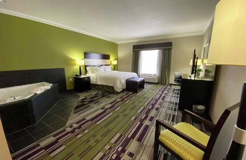 New Llano Hotel | Hampton Inn by Hilton Leesville Fort Polk