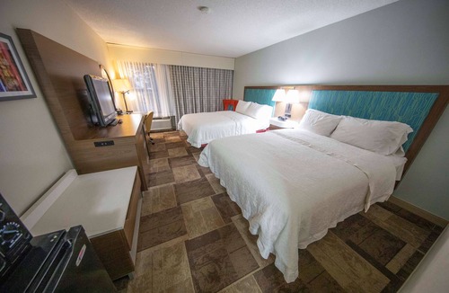 Hutchinson Hotel | Hampton Inn Hutchinson