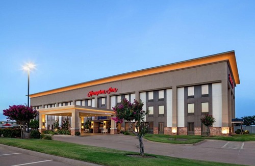 Paris Hotel | Hampton Inn Paris