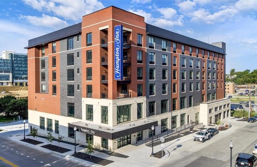 Medical Center Hotel | Hampton Inn & Suites Omaha Un Medical Center Area
