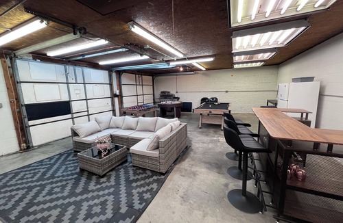 Dahlman House | Heart of Little Italy 4BR, Game Room & Hot Tub