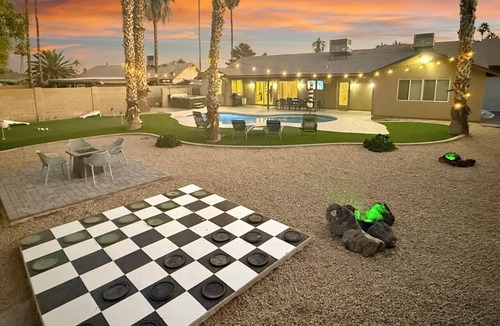 Paradise Valley Village House | Heated Pool, Spa, Putt-Putt, Theatre & Game Room, 2 Kitchens!