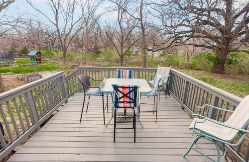Nall Hills House | Hidden Gem in Overland Park | 3BR for All Adventures