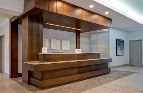 Riverview Hotel | Hilton Garden Inn Kansas City/Kansas