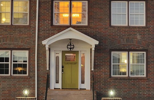Woodward Apartment | Historic 6 Unit Fully Furnished All Inclusive Apartment Building
