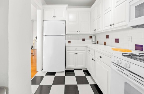 North Hyde Park Apartment | Historic Kansas City Penthouse Loft middle of KC!