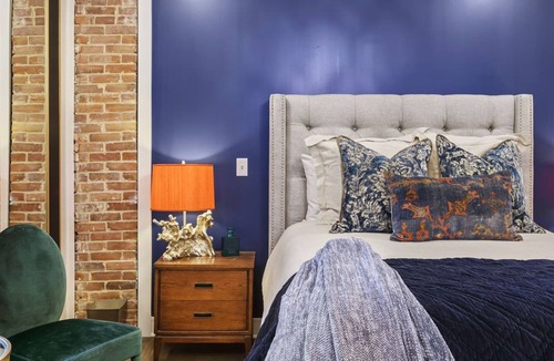 Parkville Apartment | ✰Historic Retreat✰ on Charming Main Street