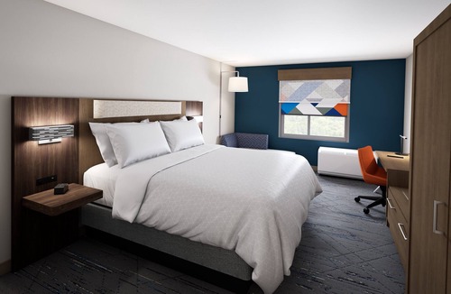 Abilene Hotel | Holiday Inn Express and Suites Abilene by IHG