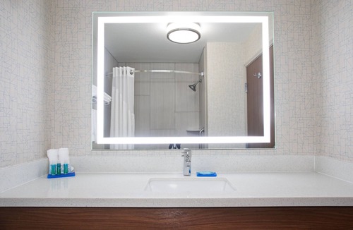 Fort Collins Hotel | Holiday Inn Express Hotel & Suites Ft. Collins by IHG