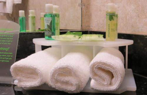 Colby Hotel | Holiday Inn Express Hotel & Suites Colby by IHG