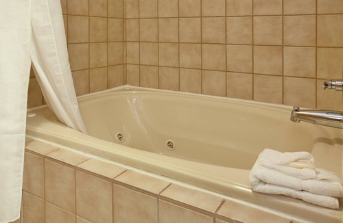 Kansas City Hotel | Holiday Inn Express Kansas City-Liberty by IHG