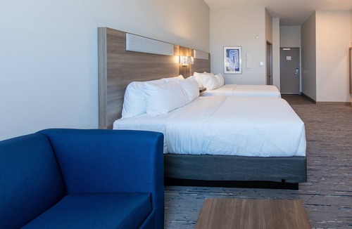 Meridian Hotel | Holiday Inn Express & Suites Englewood Denver South by IHG