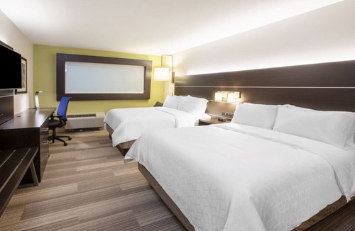 Goodland Hotel | Holiday Inn Express & Suites Goodland I 70 by IHG