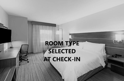 Lenexa Hotel | Holiday Inn Express & Suites - Lenexa - Overland Park Area by IHG