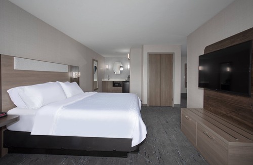 Grand Junction Hotel | Holiday Inn Express & Suites Grand Junction by IHG