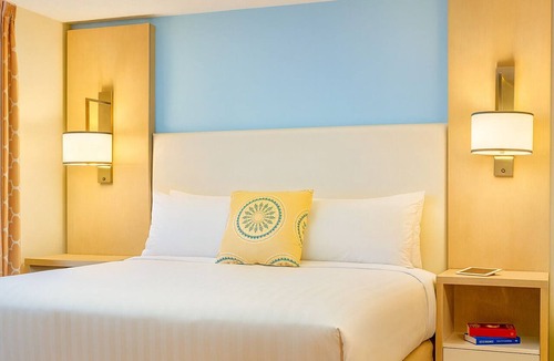 Schaumburg Hotel | Home Away from Home! Budget-friendly Accommodation! Pets Allowed, Pool, Parking