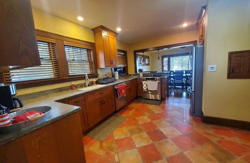 Storm Lake House | Home sold Oct ‘25 - check out 201 Lake Avenue for your next reservation!