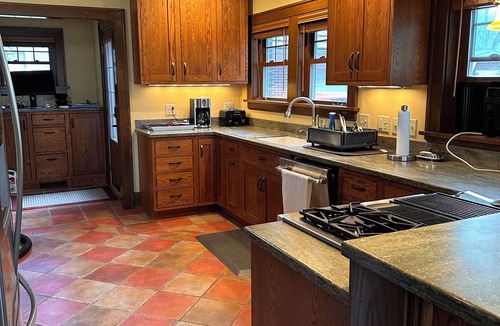 Storm Lake House | Home sold Oct ‘25 - check out 201 Lake Avenue for your next reservation!