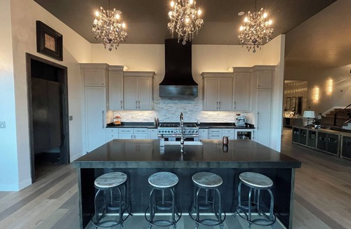 Coalville House | Home with panoramic views on 3.7 acres offering privacy and peacefulness.