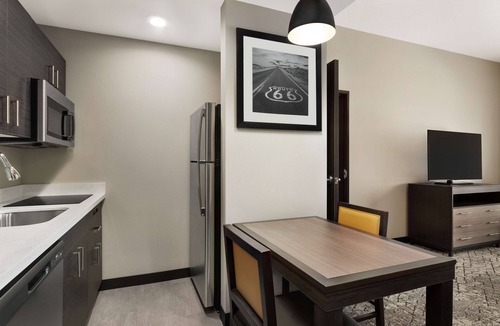 Springfield Hotel | Homewood Suites by Hilton Springfield Medical District