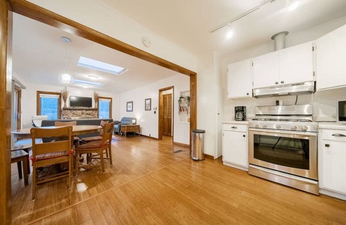Estes Park House | Hot Tub, Fenced Dog Yard, AC, Nat`l Park Views