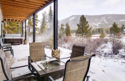 Blue River House | Hot Tub & Game Room! Luxury Blue River Retreat