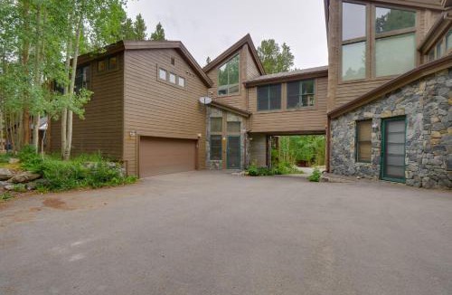Warrior's Mark West House | Hot Tub & Ski Shuttle: Rustic Breckenridge Retreat