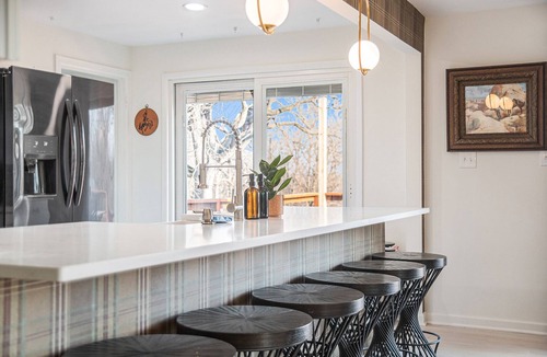 Omaha House | Hot Tub - Sleeps 24 - Game Room - Near Zoo