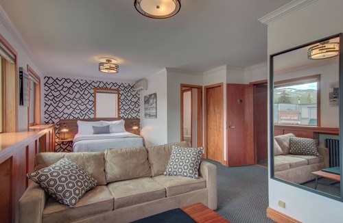 Downtown Steamboat Springs Hotel | Hotel Bristol