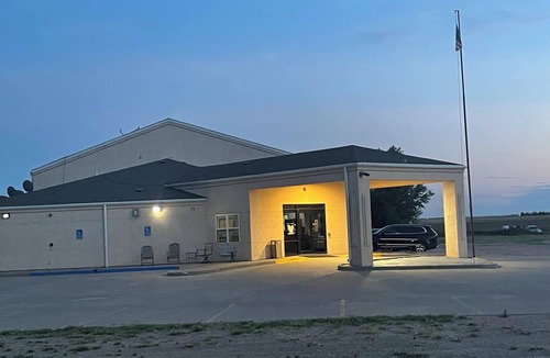 Yuma Hotel | Hotel room with TWO QUEEN BEDS and attached, private bathroom.