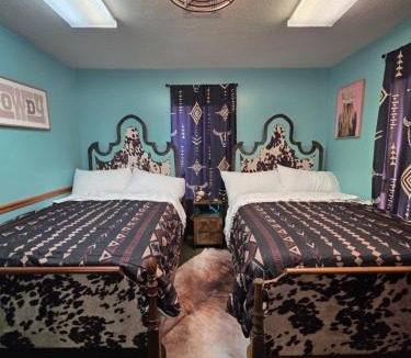 Blackwell House | Howdy House