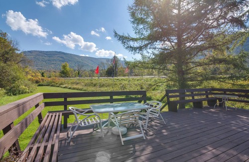 Hunter House | Hunter Hideaway w/Yard & Deck: 3 Mi to Ski Slopes