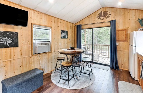 Neal Cabin | Idyllic Rental Cabin for Romantic Getaways and Outdoor Adventures by Toronto Lake, Kansas