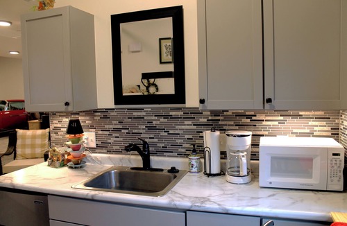 St. George House | In the Woods: One-of-a-Kind Stay - Renovated Garage Featuring Antique Cars