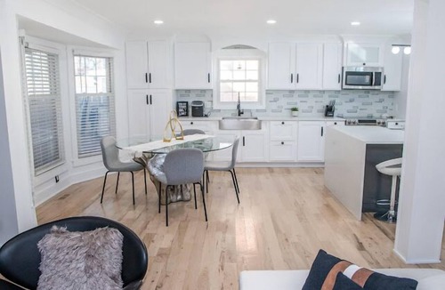 Lenexa House | Incredible beautiful home ! Great location close to kc