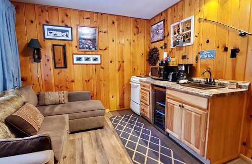 Estes Park Hotel | Inn on Fall River & Fall River Cabins
