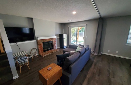 Greenwich House | Inwood Retreat sleep up to 10 people
