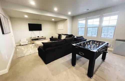Sienna Hills House | Journey's End Near Zion Pool, Hot Tub