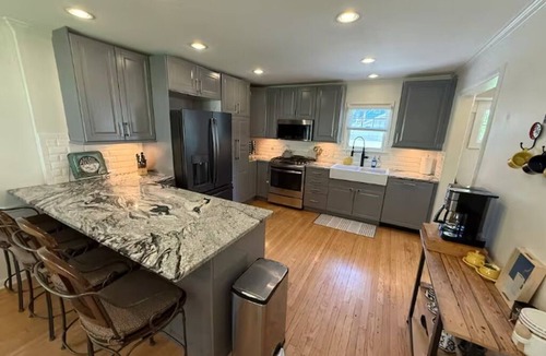 South Kansas City House | Kansas City Home 15 minutes from World Cup!
