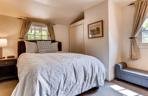 Keystone Cabin | Keystone Lodge Room | Historic B&B & Breakfast