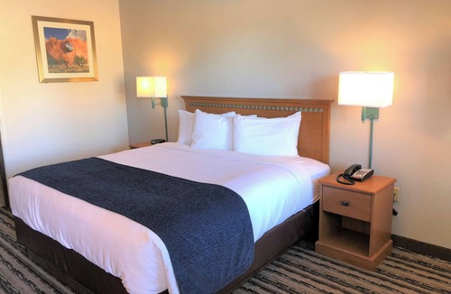St. Michaels Hotel | King Room with Red Rock Vistas | Pet-Friendly, Restaurant & Free Hot Breakfast