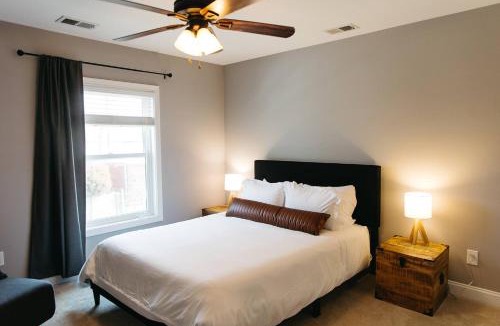 Martin Luther King House | "King's Quarters" Modern Urban Stay - Downtown LEX